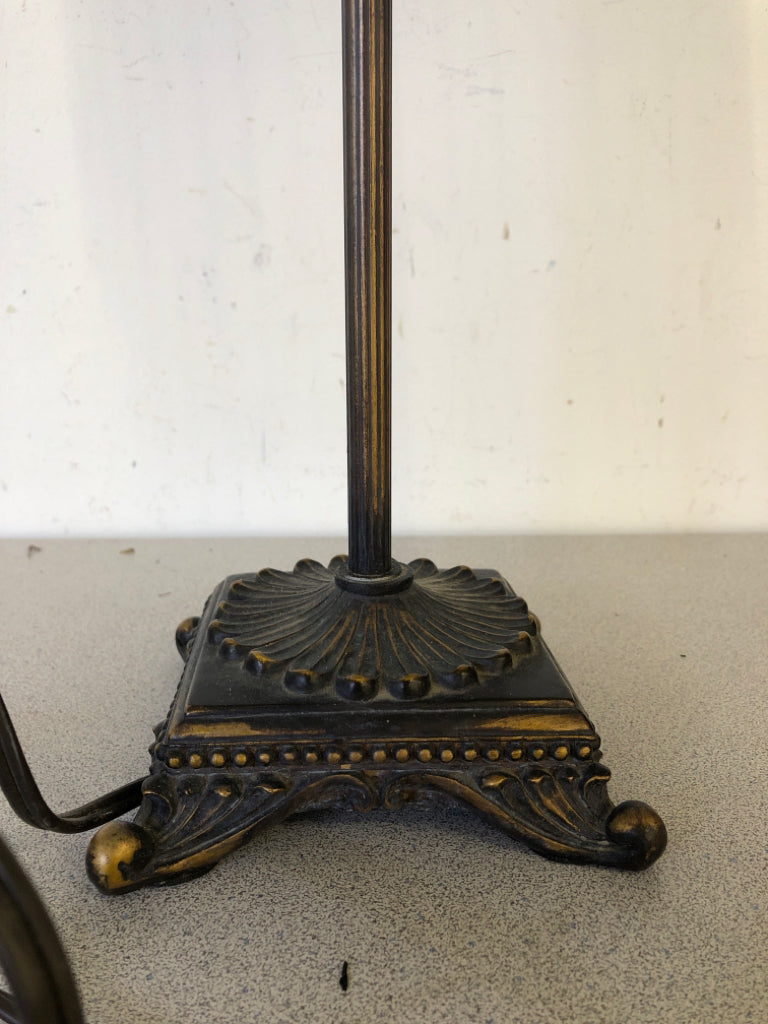 BROWN METAL BASE FRAME W/TAN BEADED FRAME.