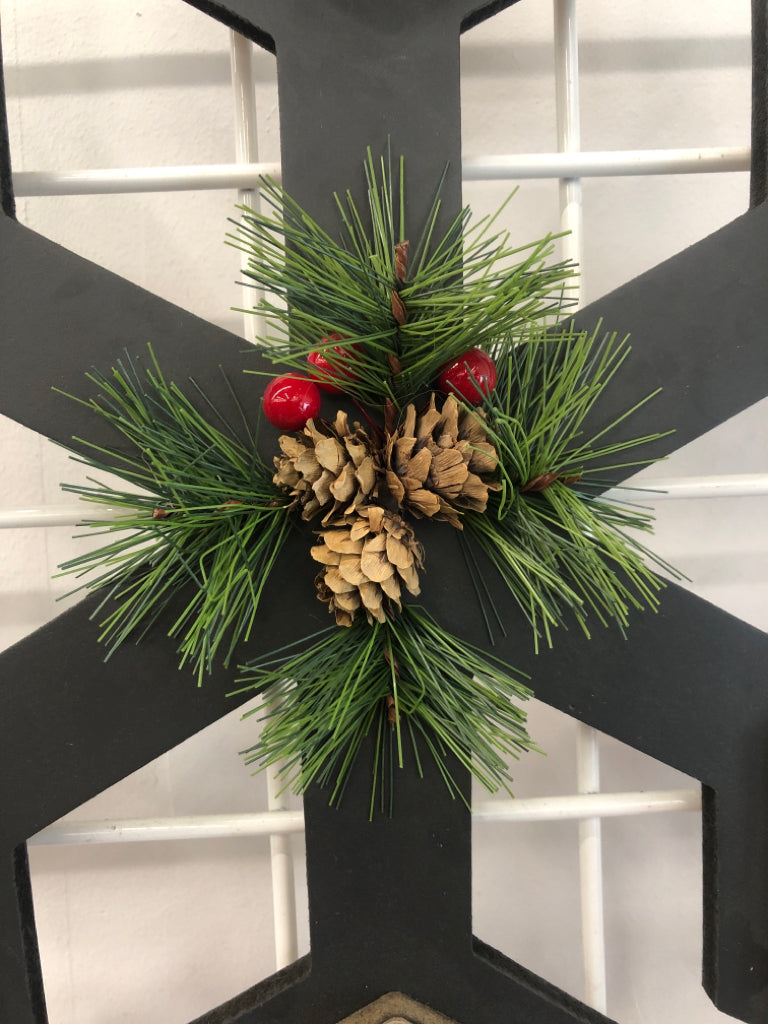 WOOD SNOWFLAKE W/PINECONES WALL HANGING.
