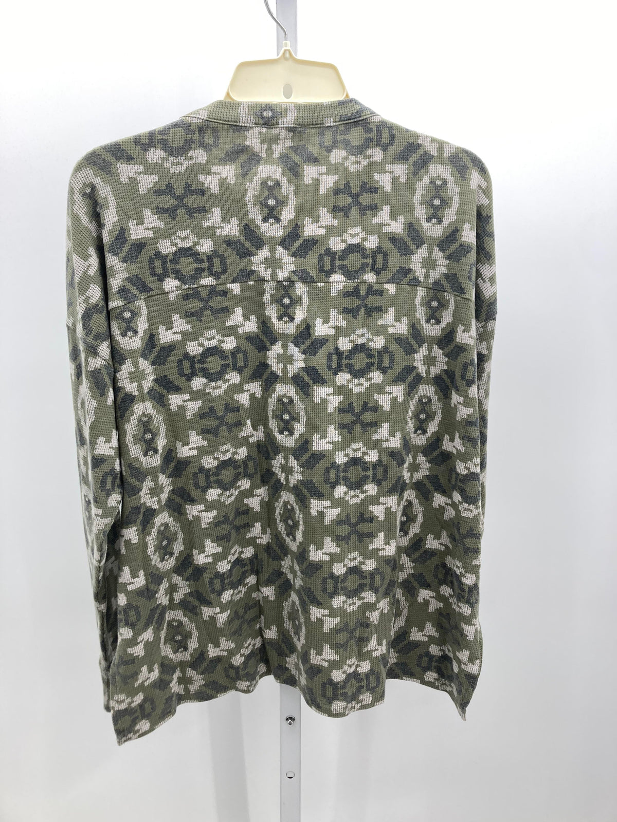 Lucky Brand Size Medium Misses Long Sleeve Shirt