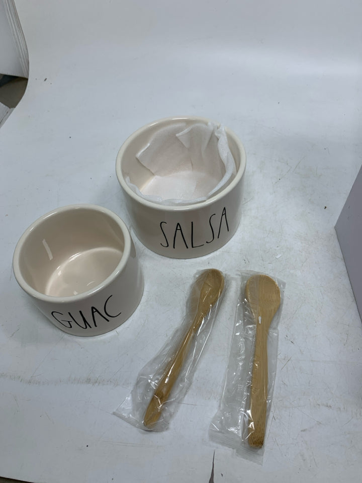 NIB GUAC & SALSA BOWL SET W/ SPOONS.