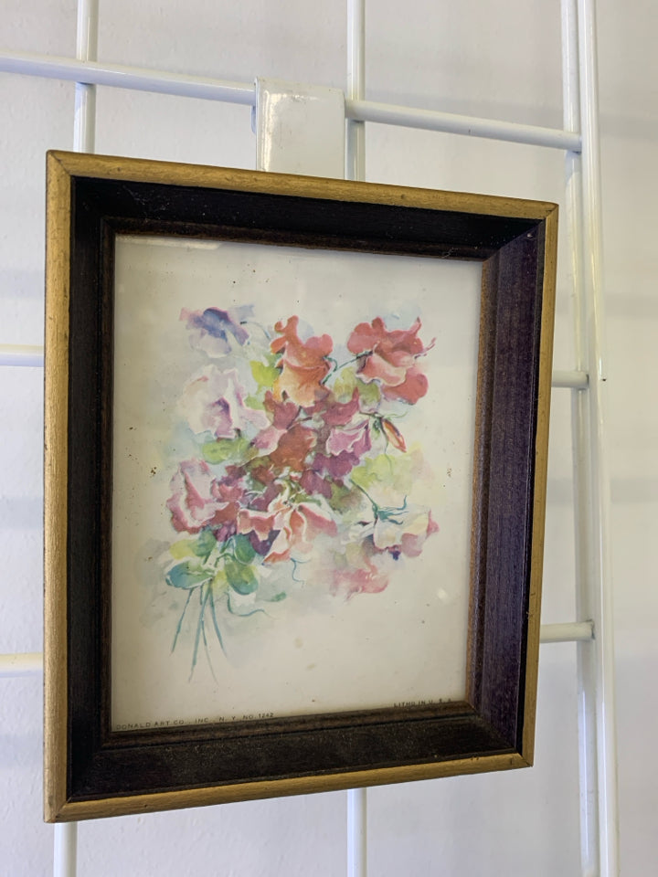 COLORFUL FLORAL IN BROWN GOLD FRAME.