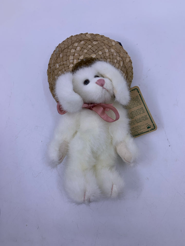 SMALL WHITE BUNNY W/ STRAW HAT BOYDS BEAR.