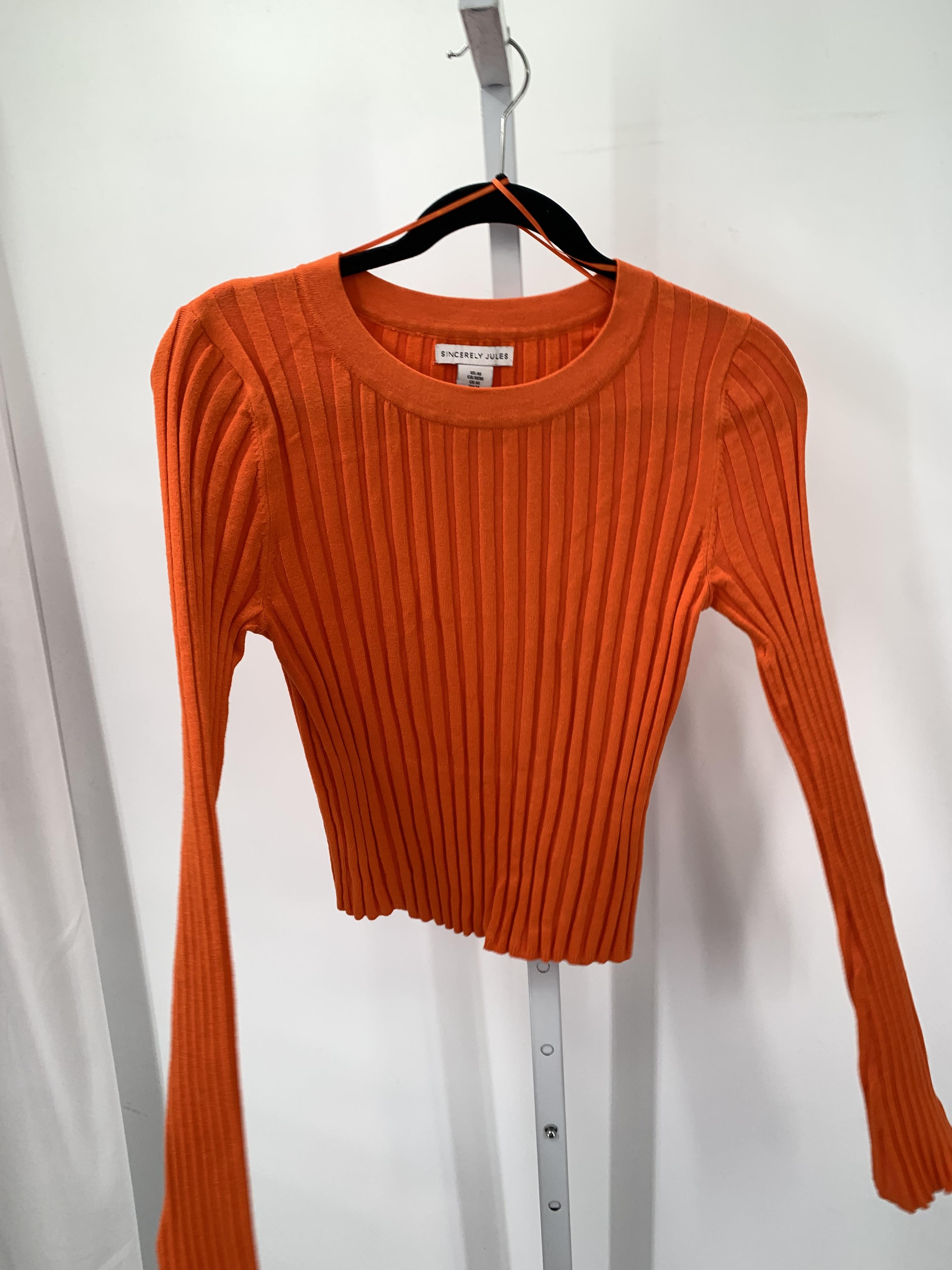 Size Medium Juniors Long Sleeve Sweater