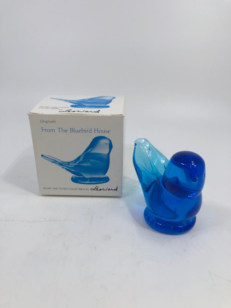 GLASS BLUEBIRD BIRD OF HAPPINESS IN BOX LEO WARD.