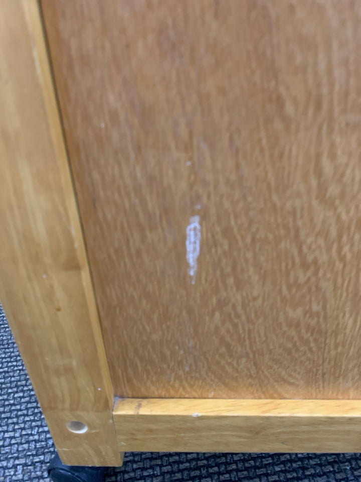 ROLLING KITCHEN CART BLONDE WOOD & WHITE W/TILE COUNTER TOP & 2 DOORS.