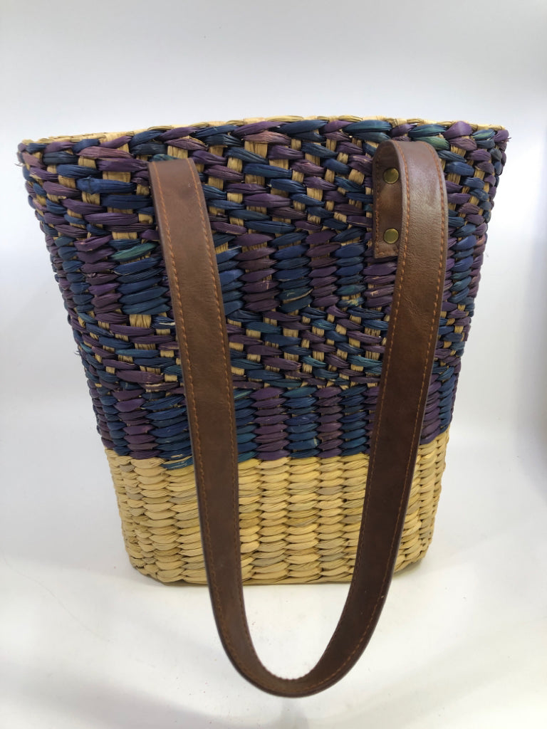 WOVEN STRAW TOTE W/PURPLE & BLUE & HANDLES NATURAL LIFE.
