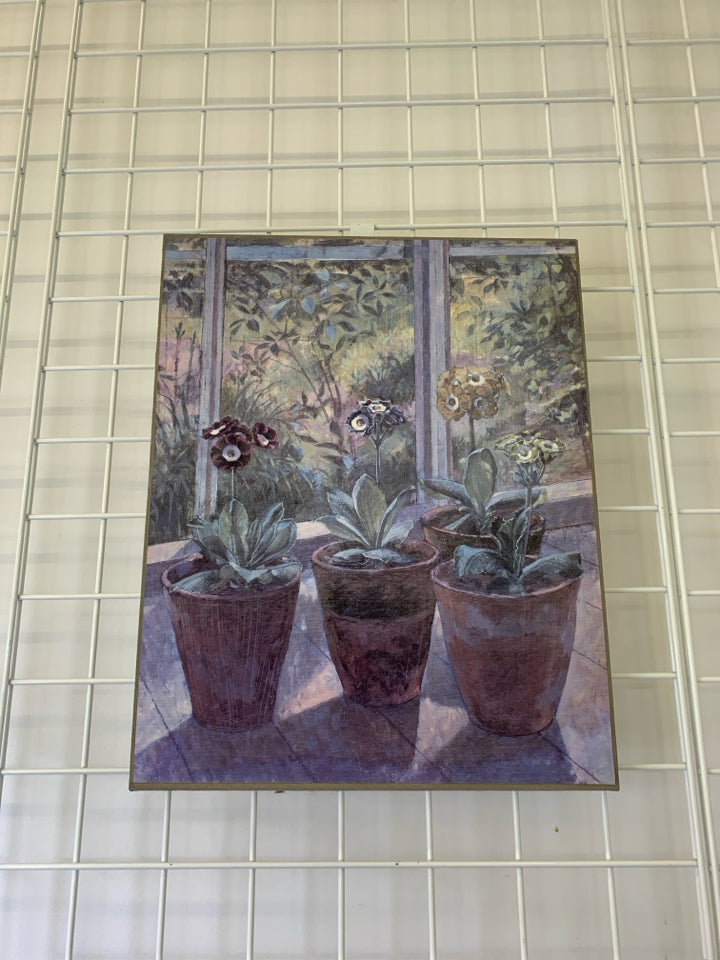 4 PLANTS IN POT WALL ART.