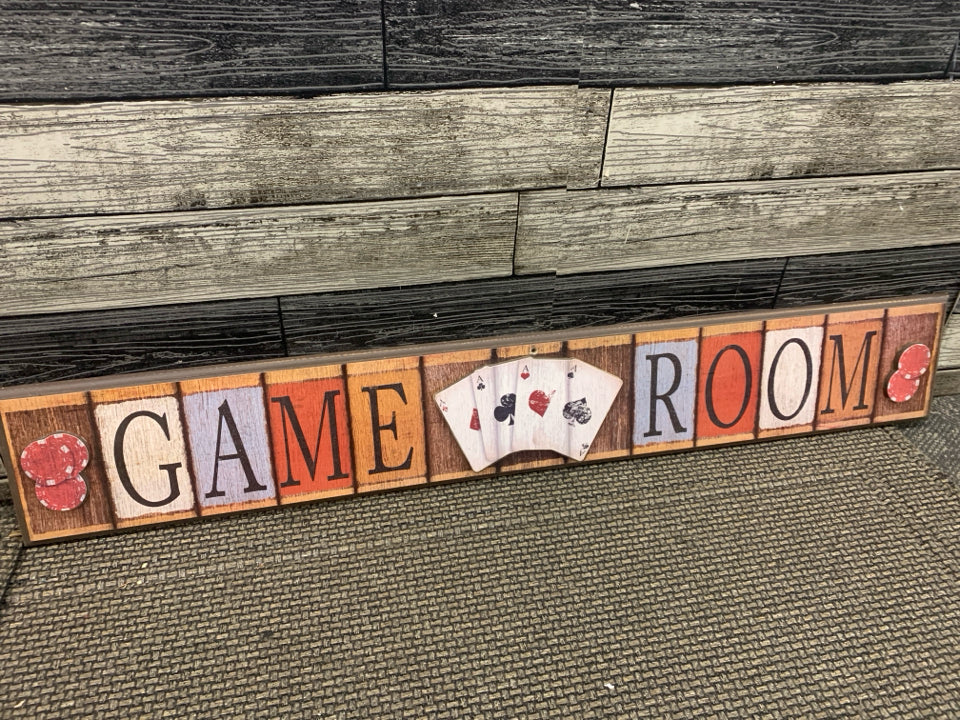 GAME ROOM WALL ART.