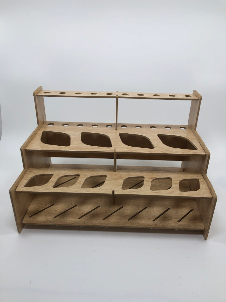 WOOD MEZZO PAINT AND BRUSH HOLDER RACK.