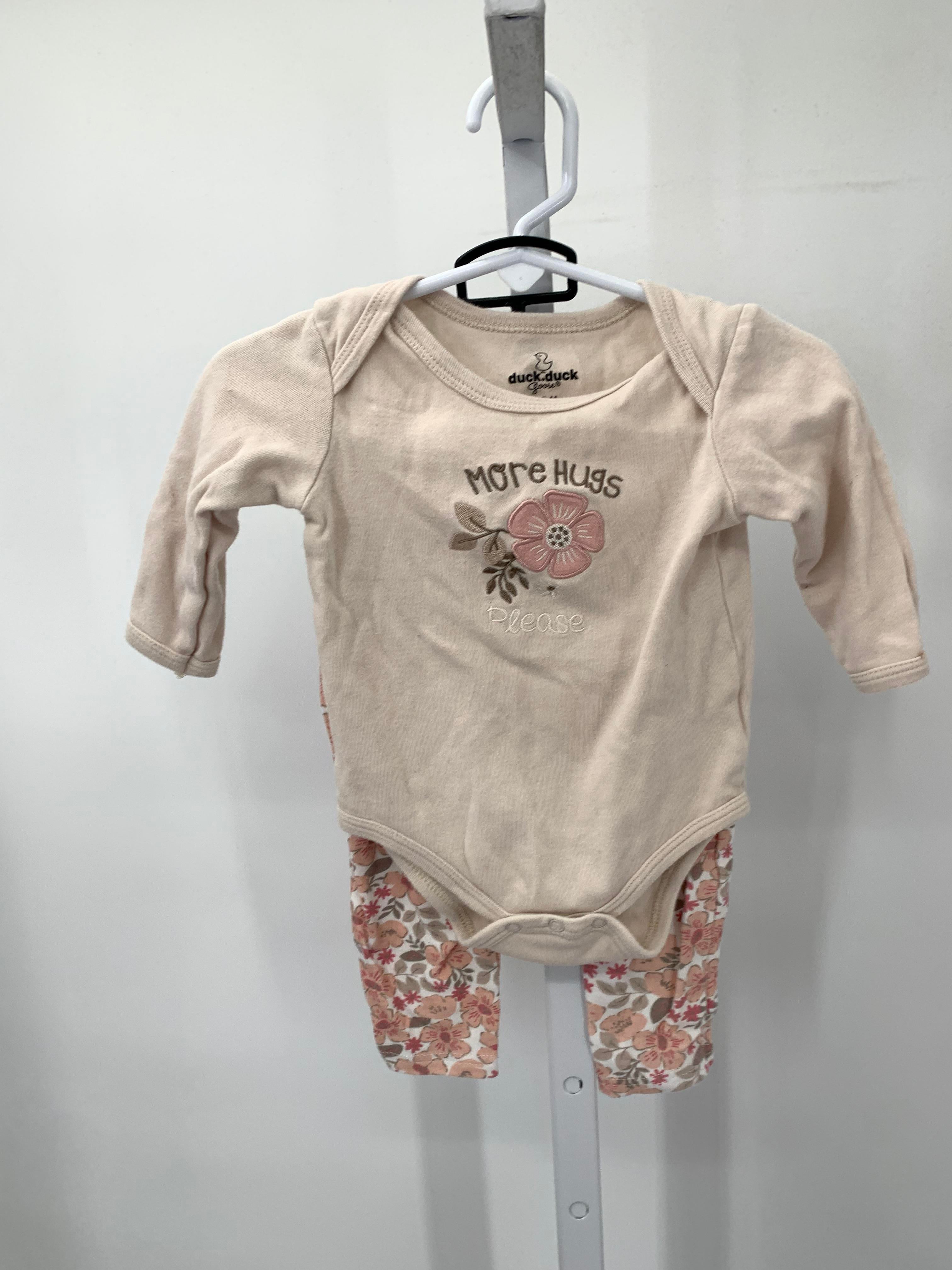 Duck Duck Goose Size 6-9 mon Girls 2 Pieces