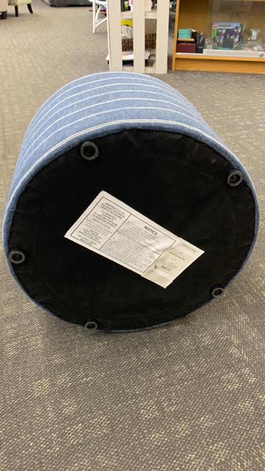 ROUND DENIM OTTOMAN.