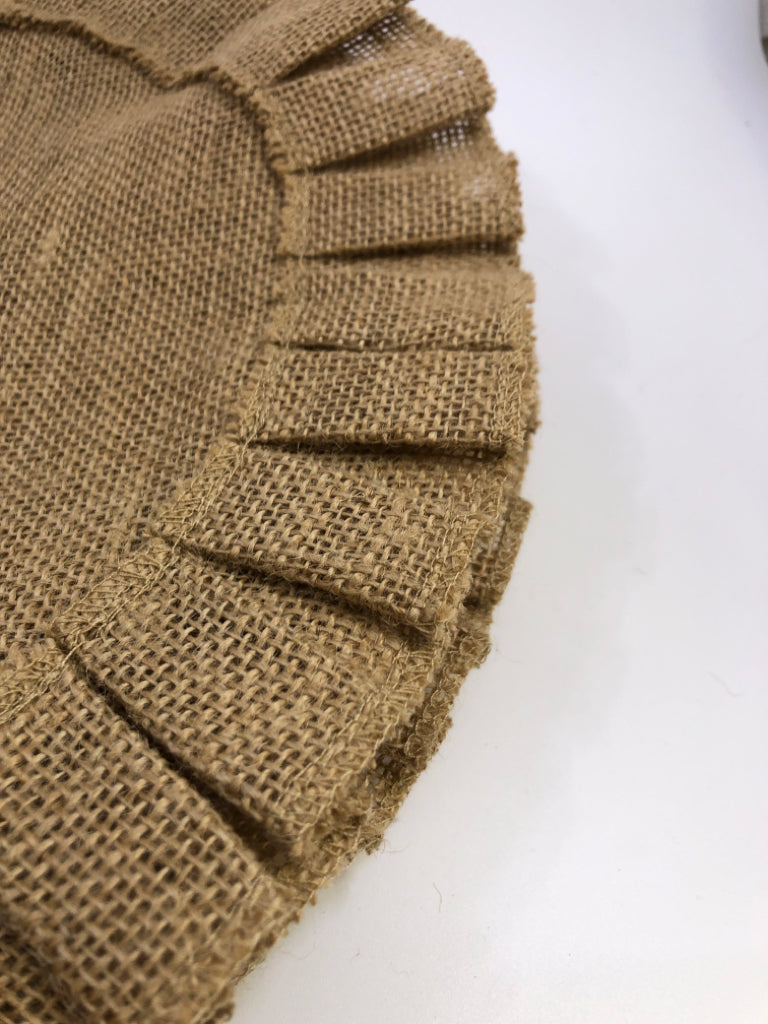6PC CIRCULAR BURLAP PLACEMATS.