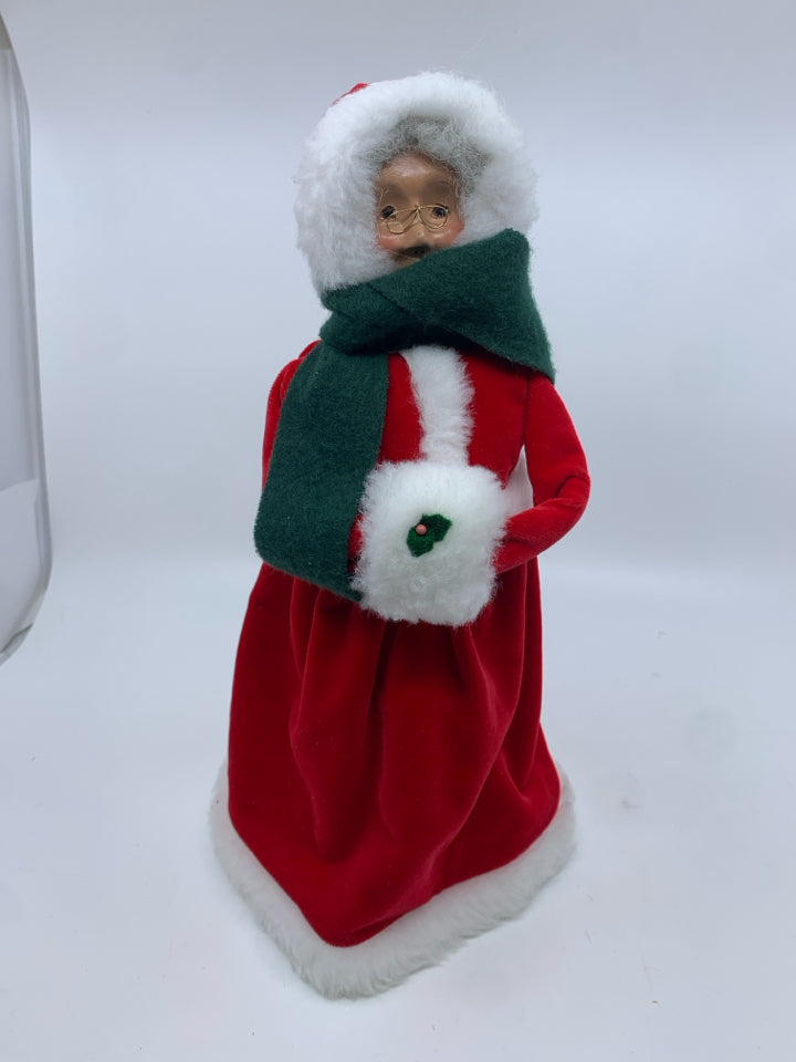 2003 BYERS' CHOICE MRS CLAUS.