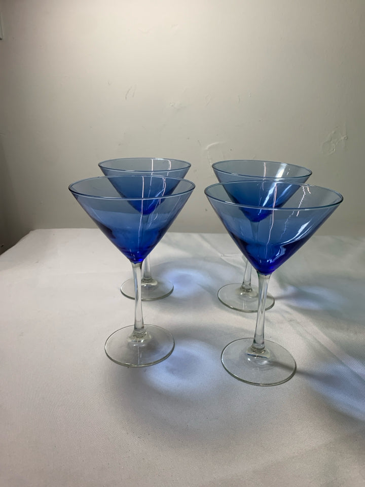 4 BLUE/CLEAR GLASS MARTINI GLASSES.