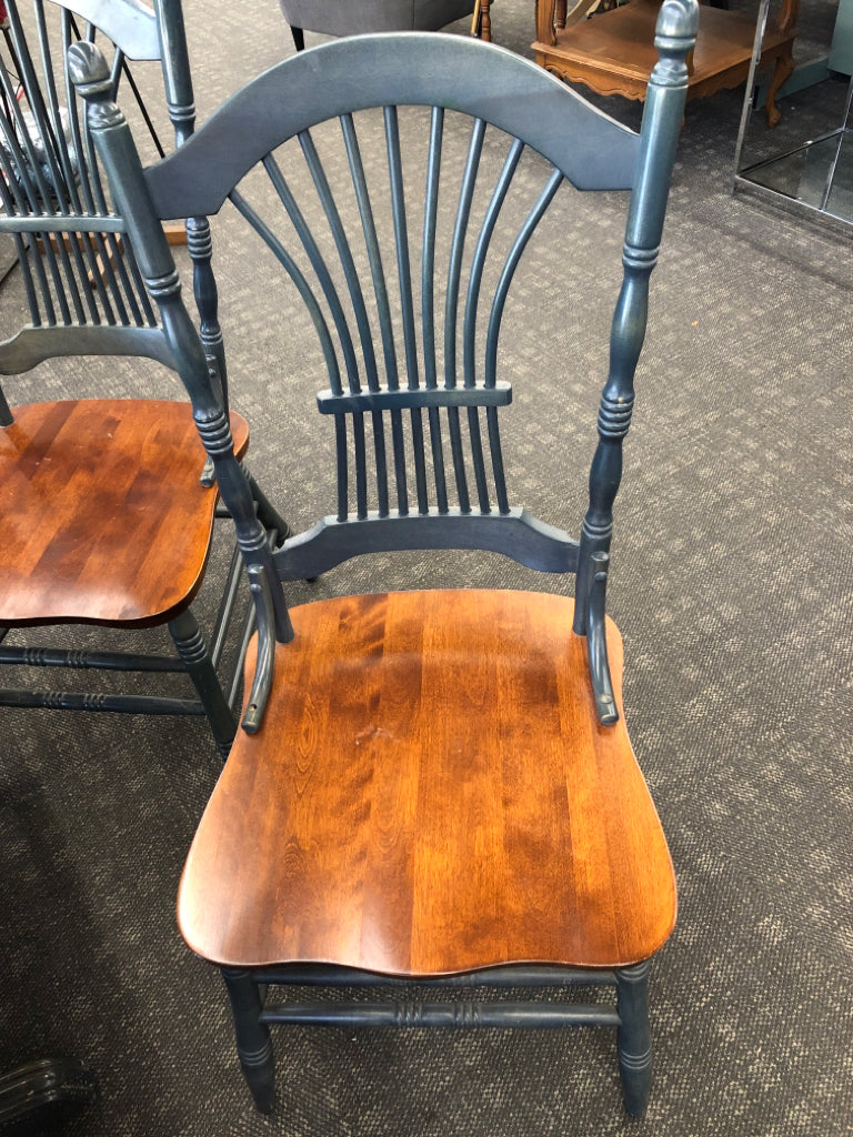 WOOD & SLATE BLUE TABLE W/8 CHAIRS & 2 LEAVES INSIDE.