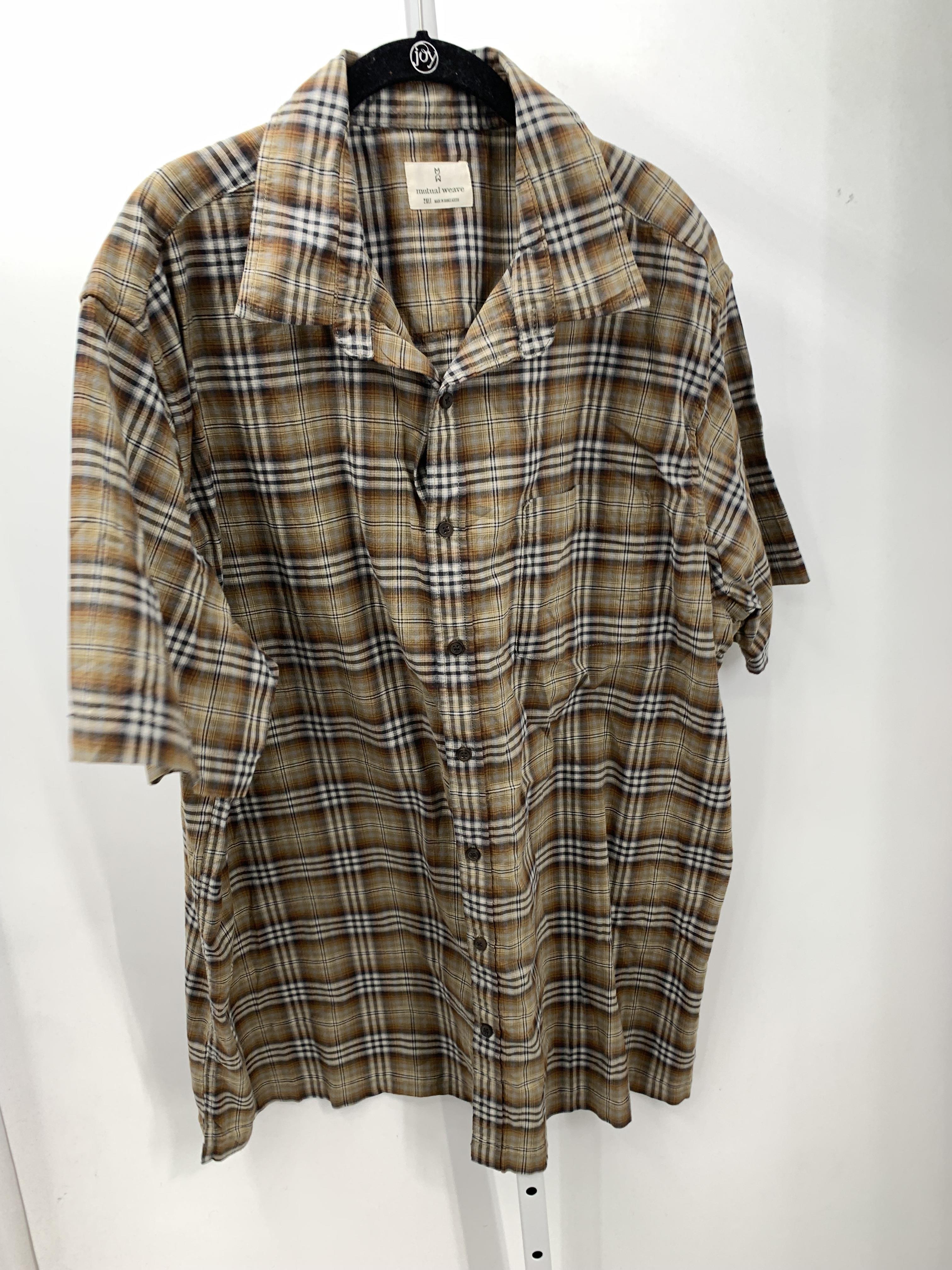 TALL PLAID BTN DOWN.