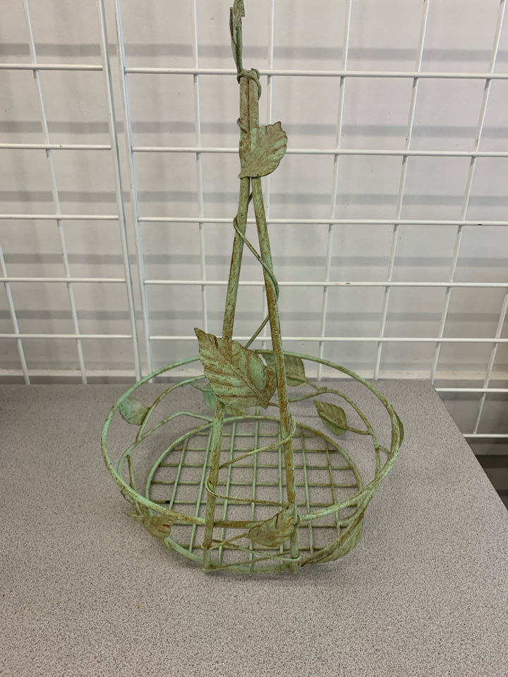 BIRD FRUIT BOWL/BANANA HOOK.