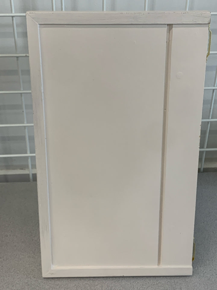 WHITE WOOD WALL SHELF.