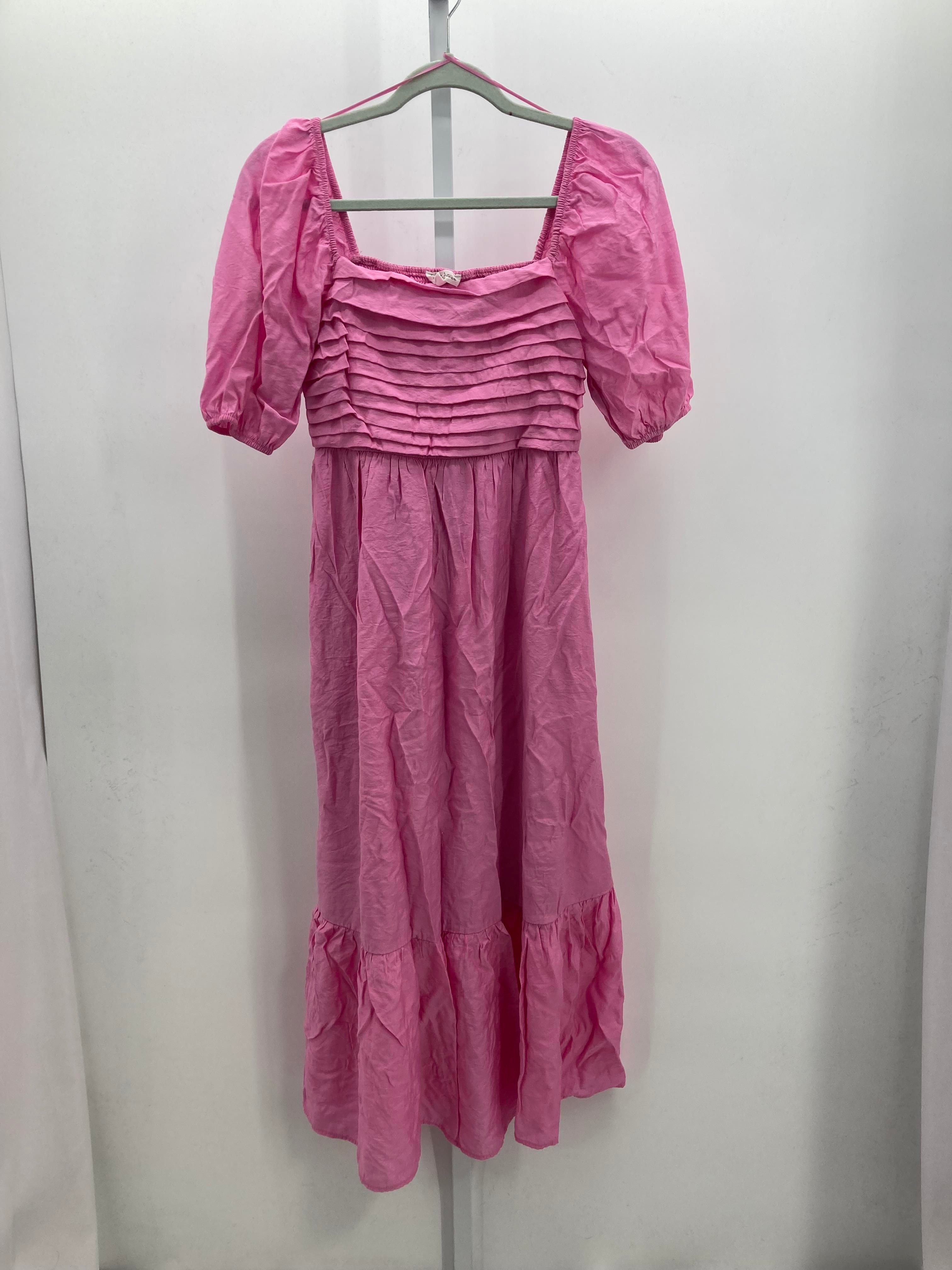 Size Medium Misses Short Sleeve Dress