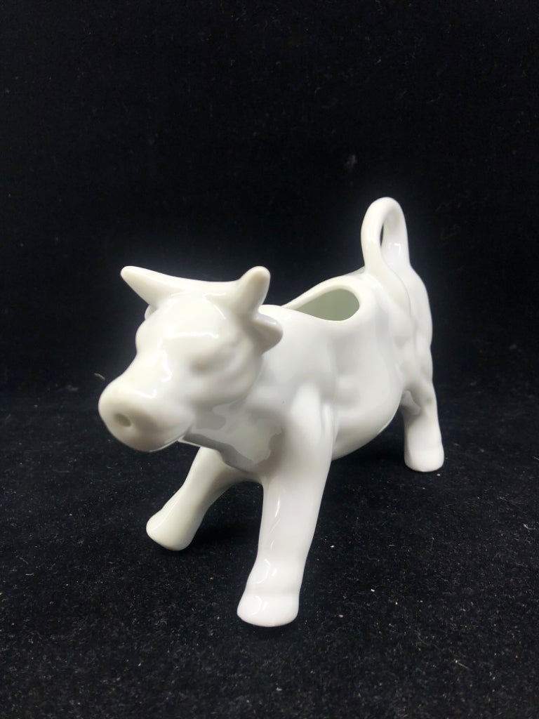 WHITE COW CREAMER.