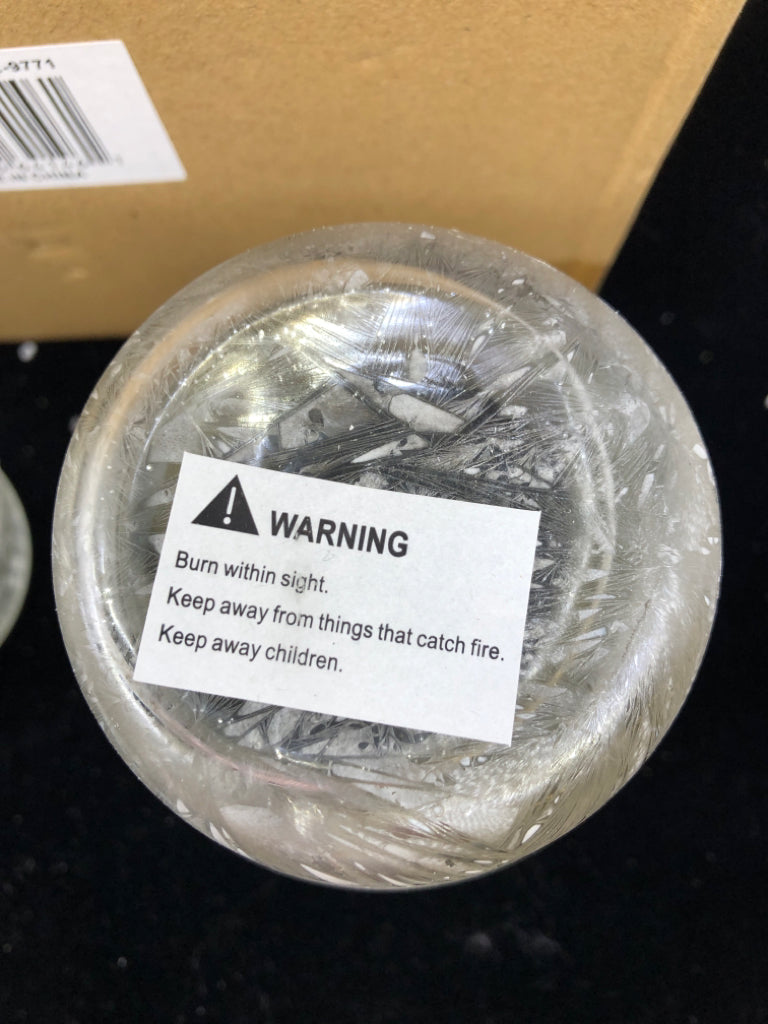 NIB FROSTED GLASS SNOWFLAKE CANDLE HURRICANES.