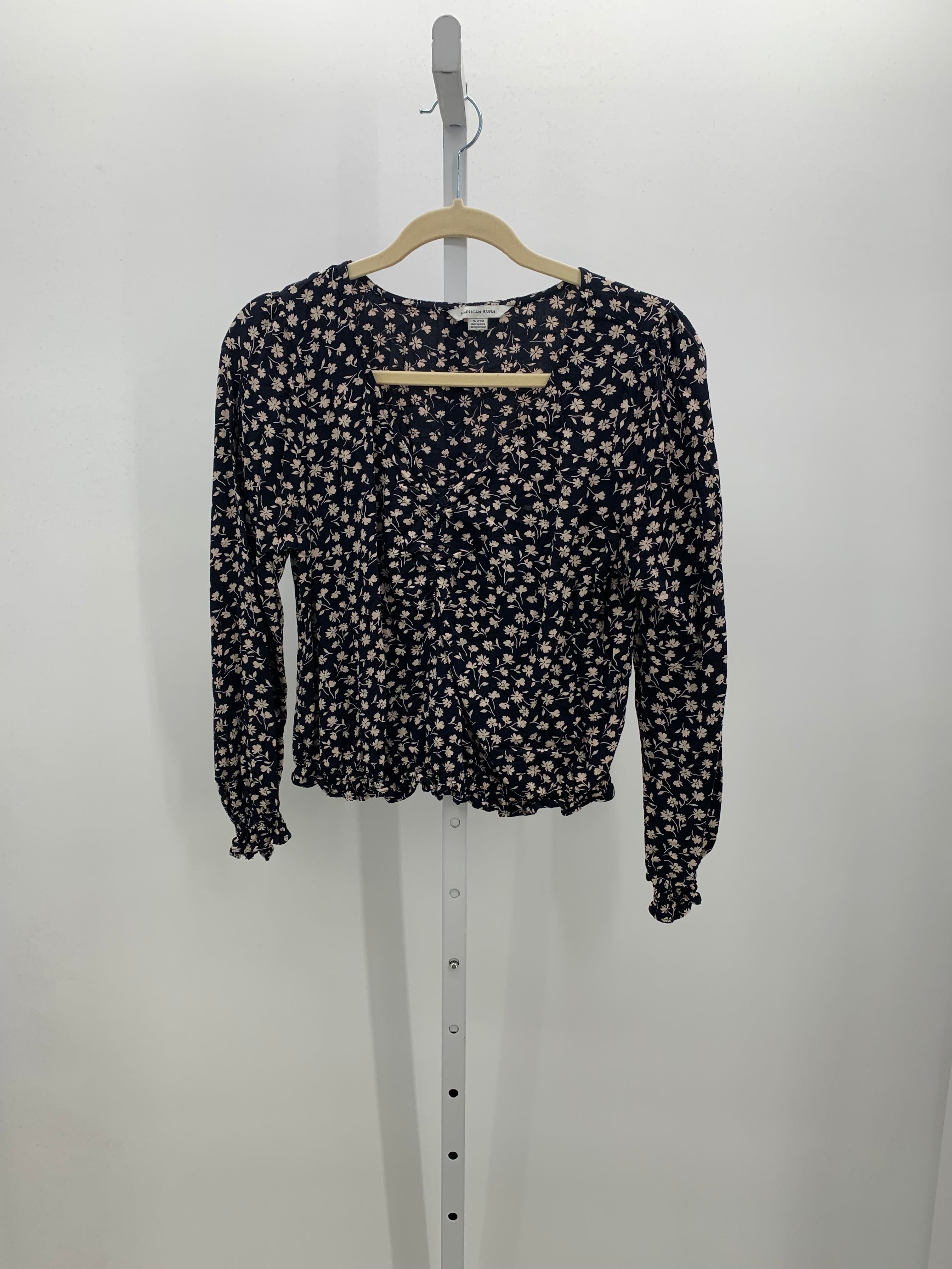 American Eagle Size Small Juniors Long Sleeve Shirt
