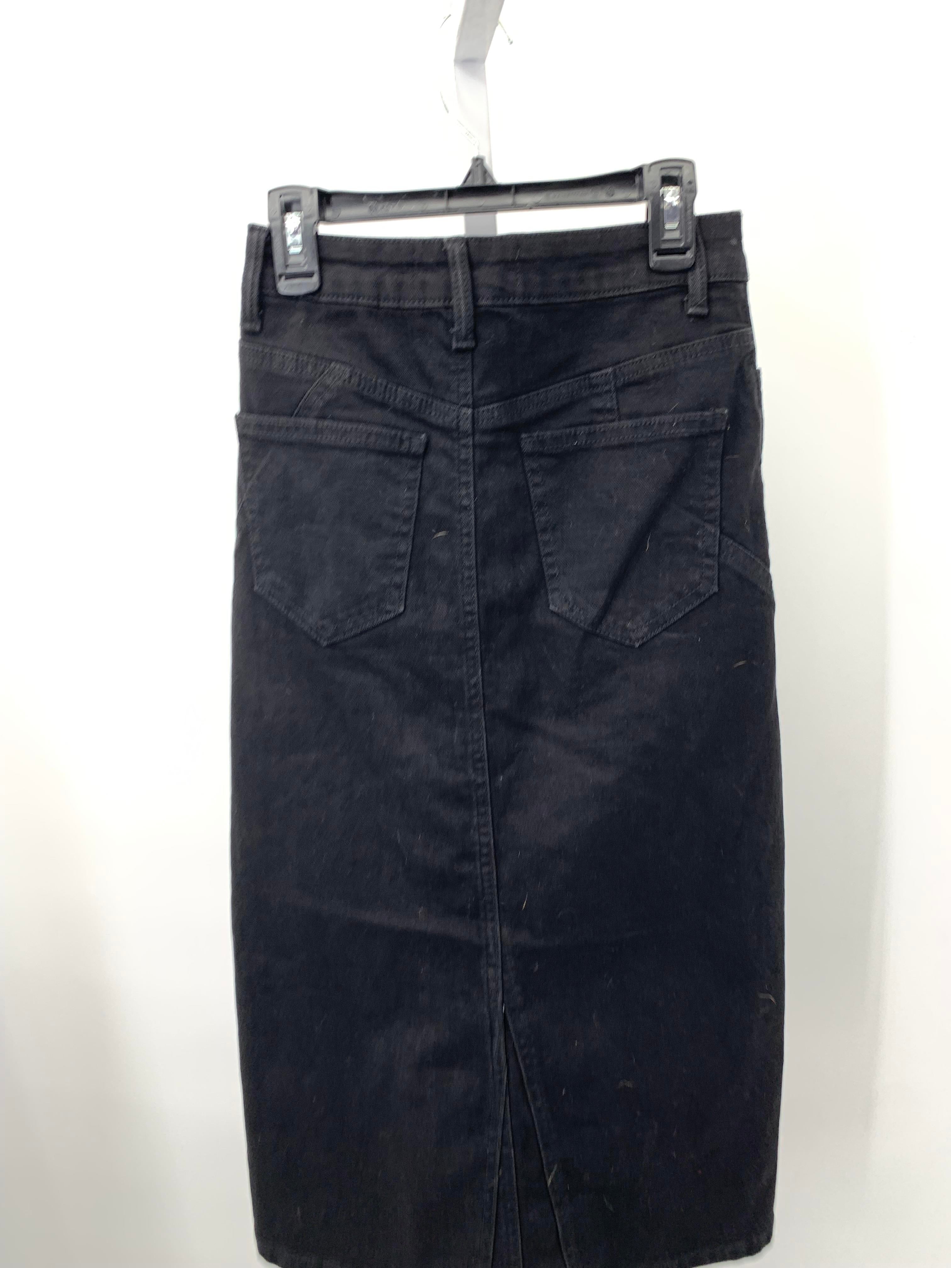 Size 0 Juniors Skirt