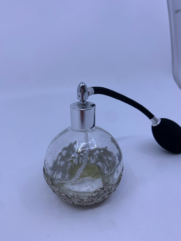 VTG GLASS PERFUME EMPTY BOTTLE W/BLACK BULB & TASSEL ATOMIZER SPRAYER.