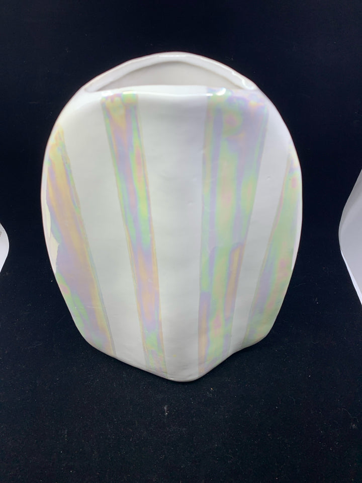 WHITE IRIDESCENT WIDE VASE.