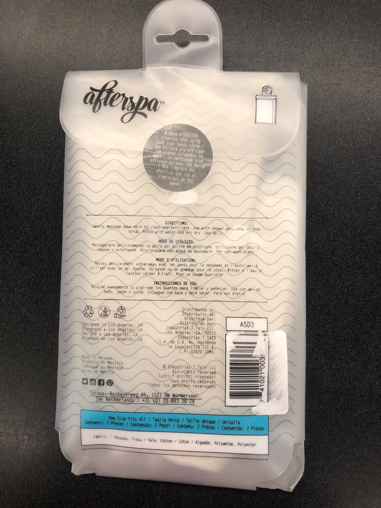 NIP EXFOLIATING GLOVES.