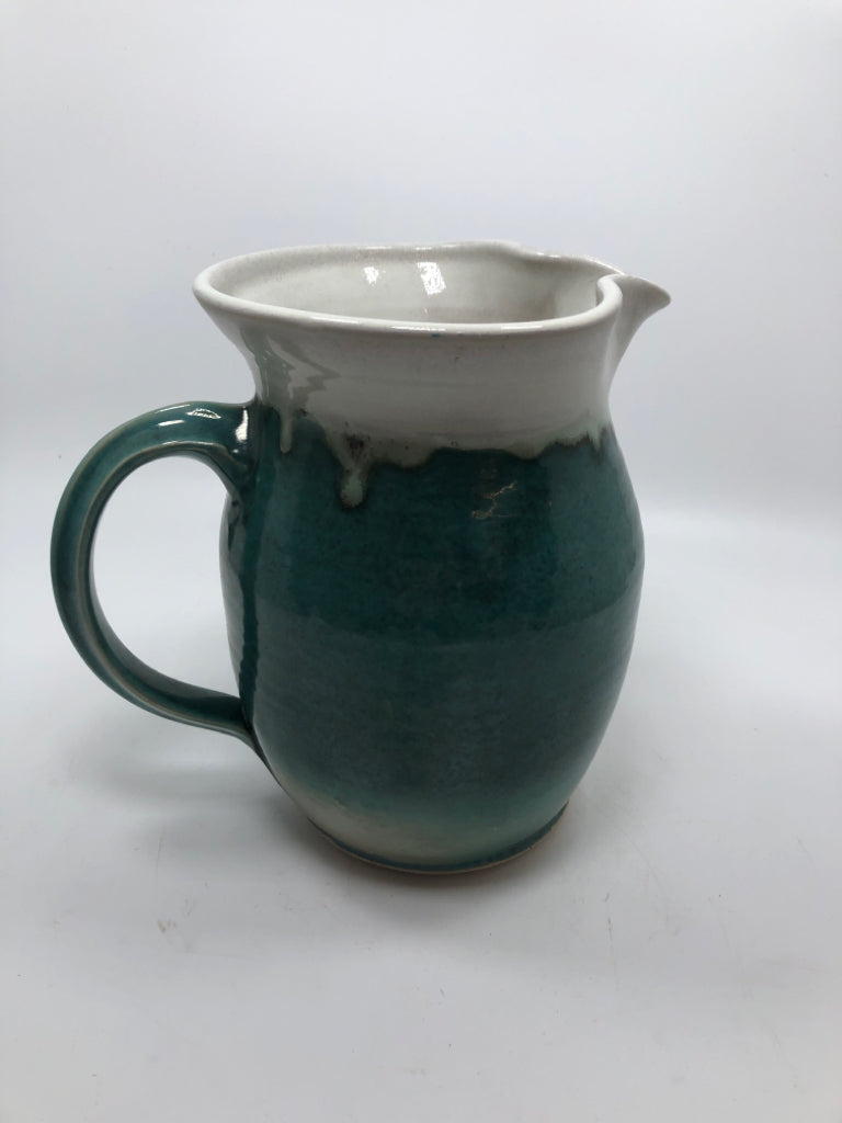 TEAL & WHITE STONEWARE PITCHER.