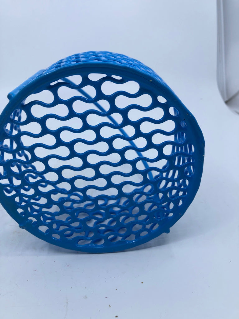 METAL WIRE BASKET BLUE