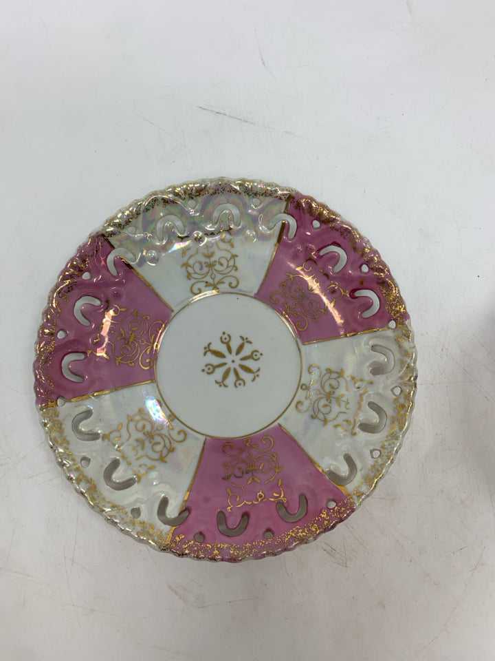 VTG PINK/WHITE TEACUP & SAUCER.