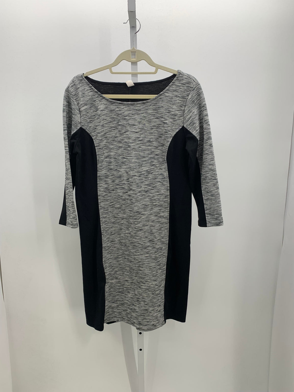 Old Navy Size Large Misses 3/4 Sleeve Dress