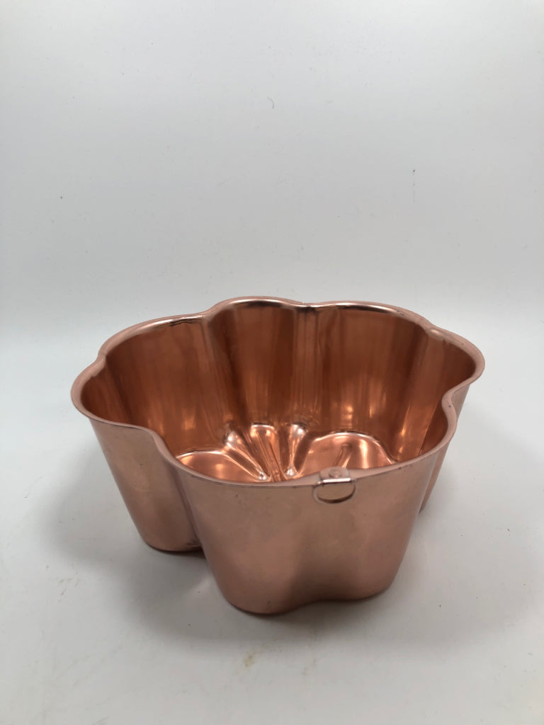 CLOVER COPPER MOLD.