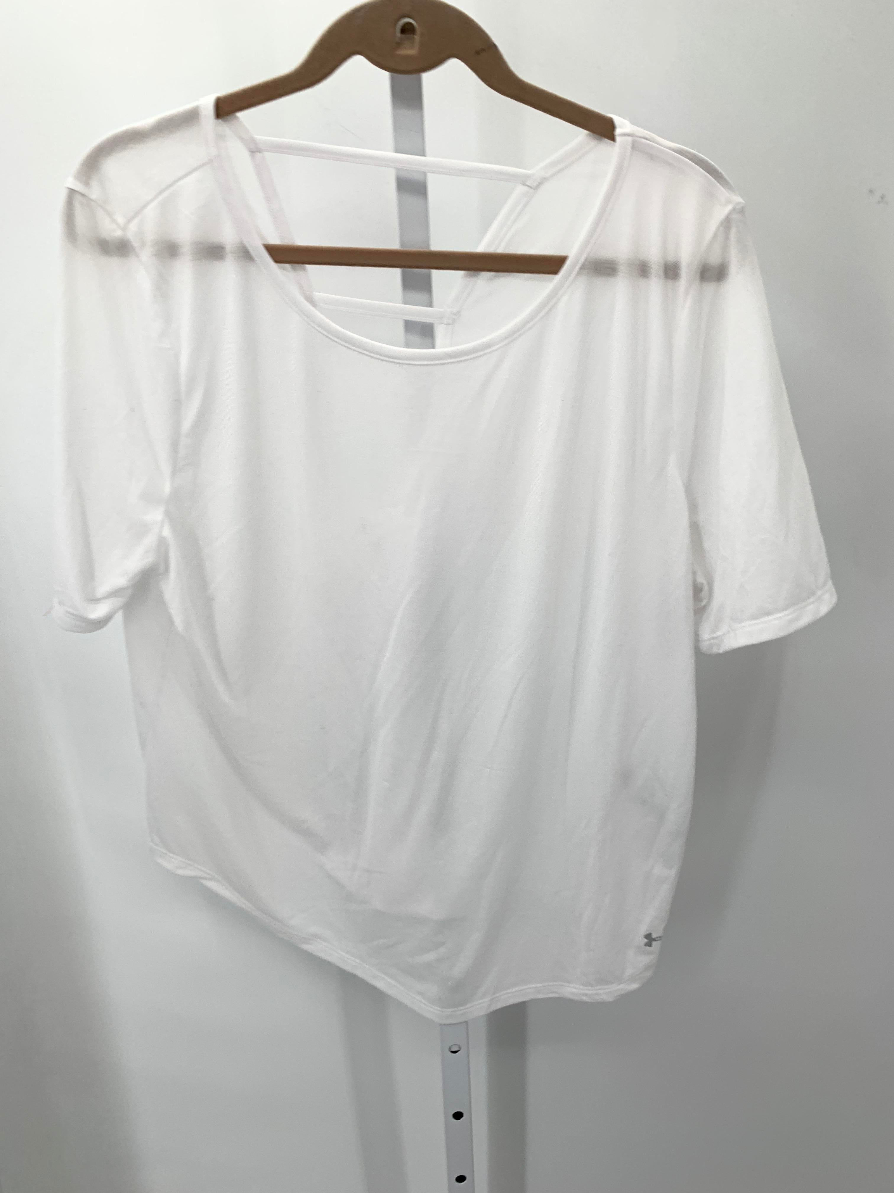 Under Armour Size Extra Large Misses Short Sleeve Shirt