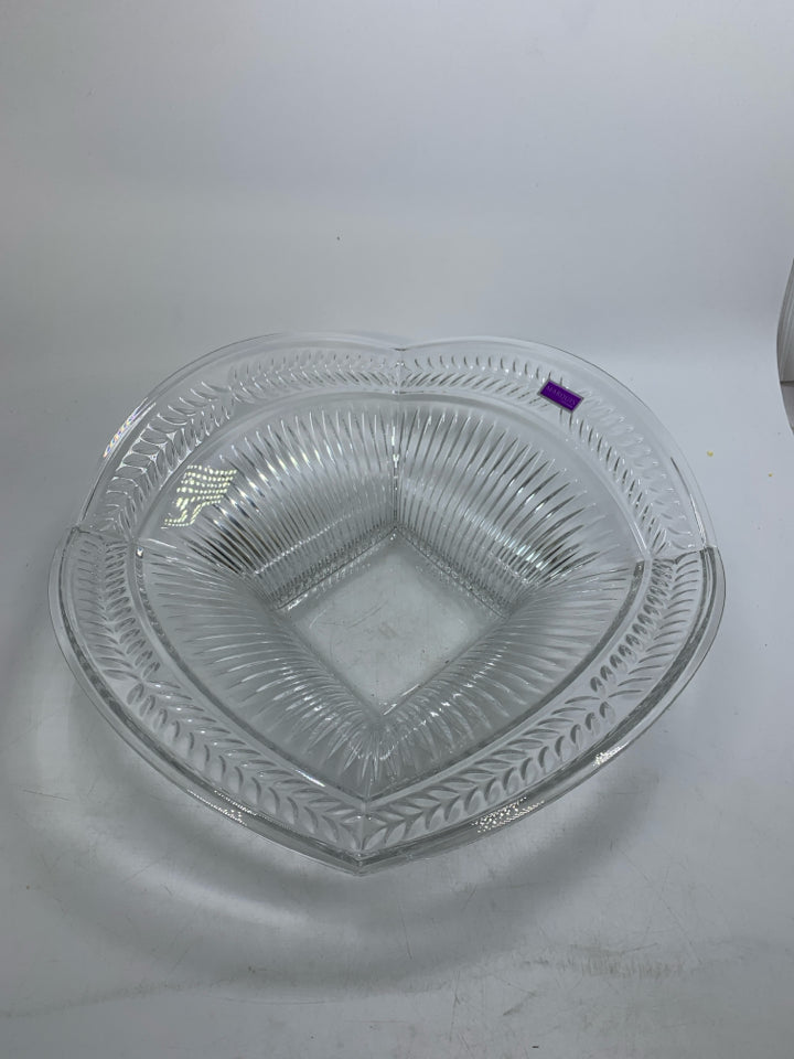 CUT CRYSTAL ROMAN WEDGE CENTERPIECE BOWL.