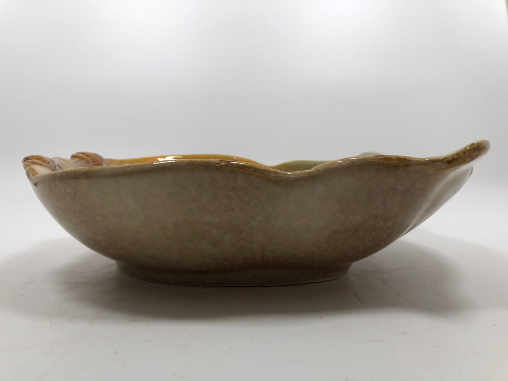 GLAZED CERAMIC OWL BOWL.