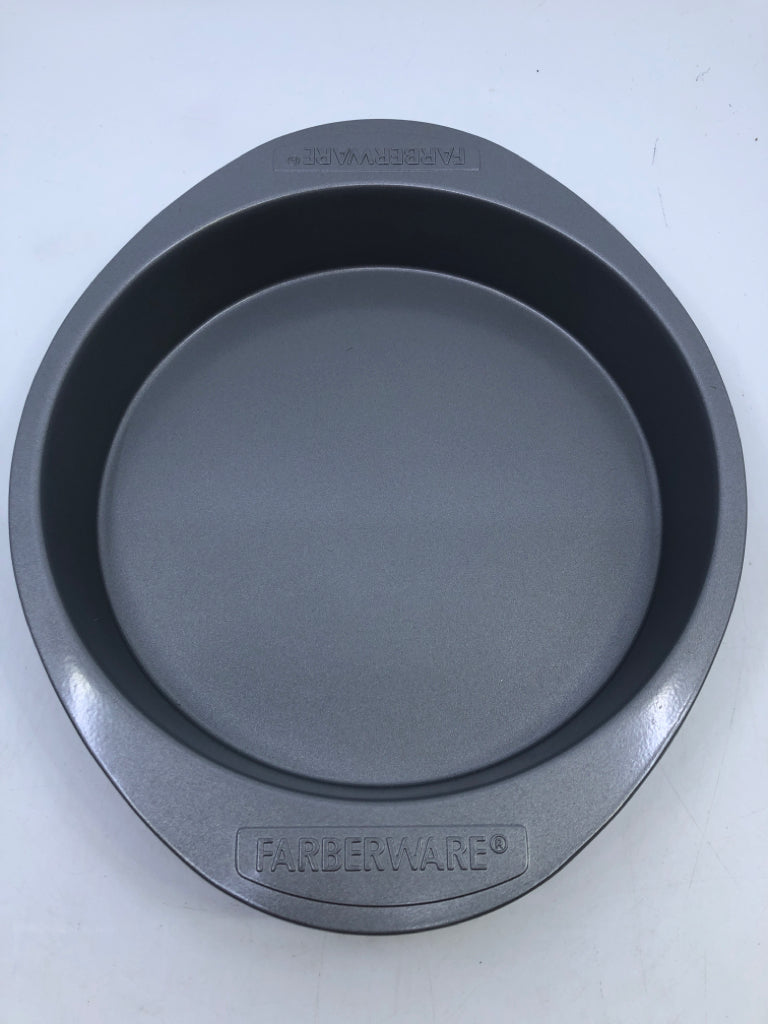 METAL PIE PLATE.