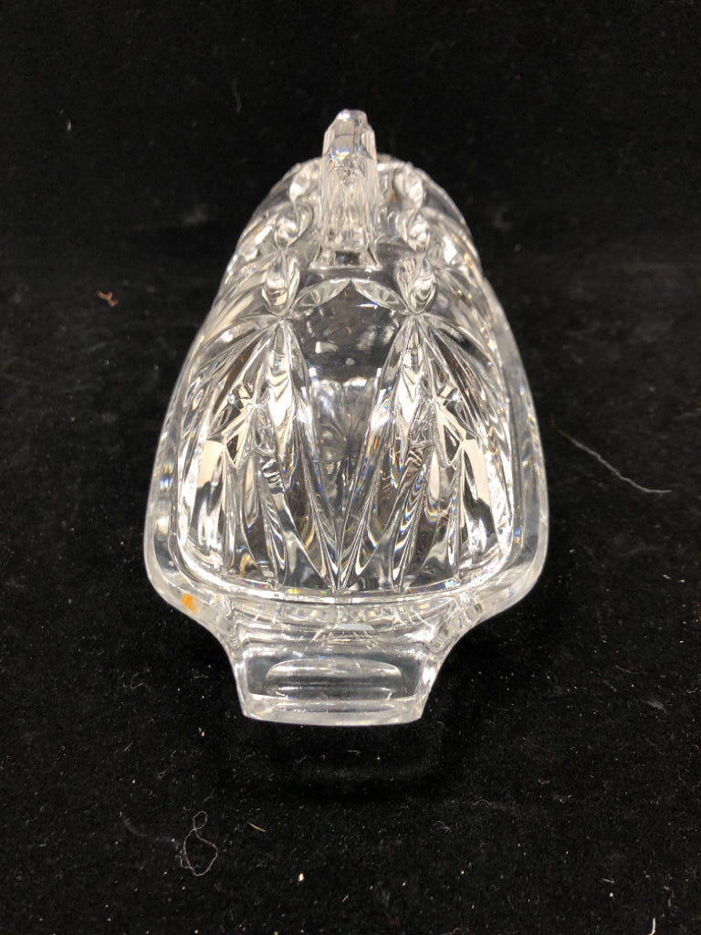 CLEAR GLASS BUTTER DISH W/LID.