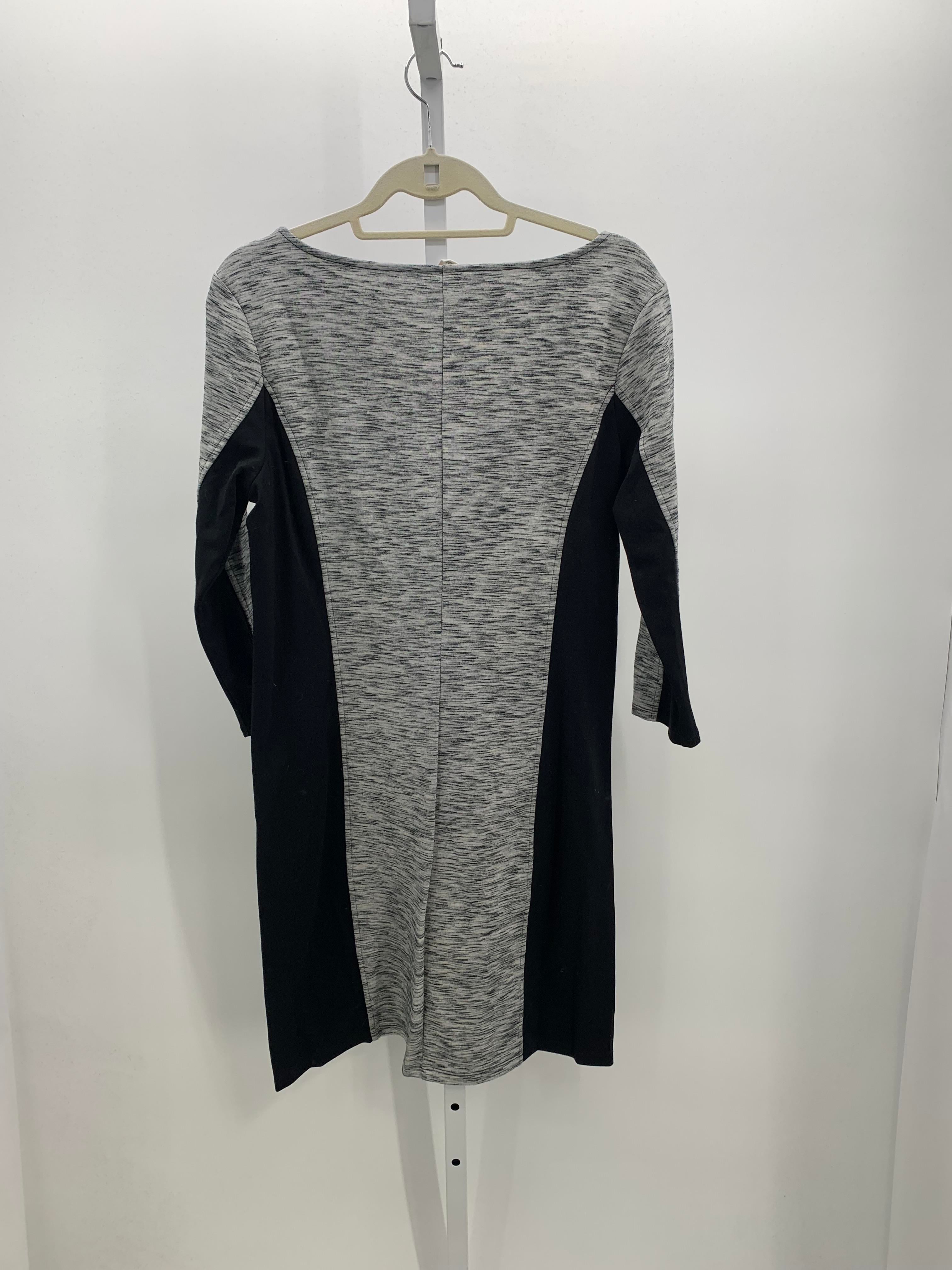 Old Navy Size Large Misses 3/4 Sleeve Dress