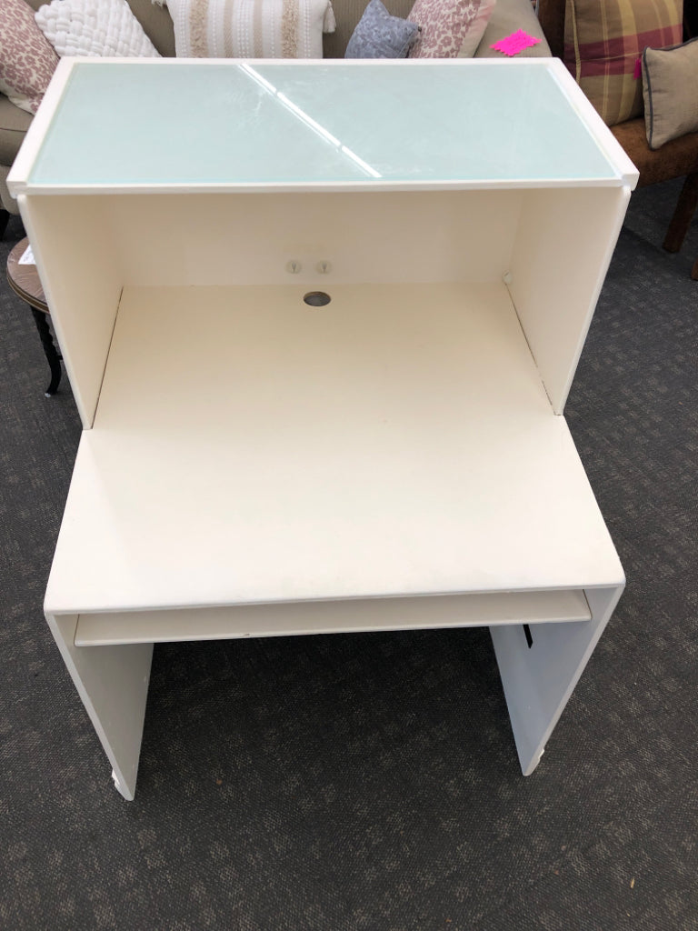 WHITE SQUARE DESK/ COUNTER-W REMOVABLE GLASS TOP.
