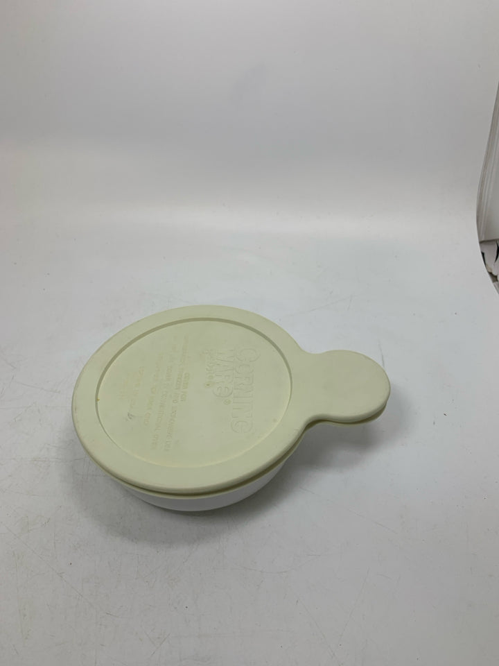 SMALL BAKING DISH W/ HANDLE COVER.