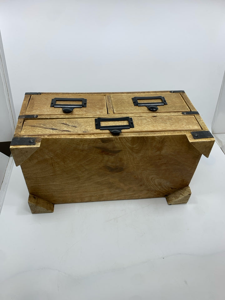 RUSTIC 3 DRAWER STORAGE BOX W/METAL HANDLES.
