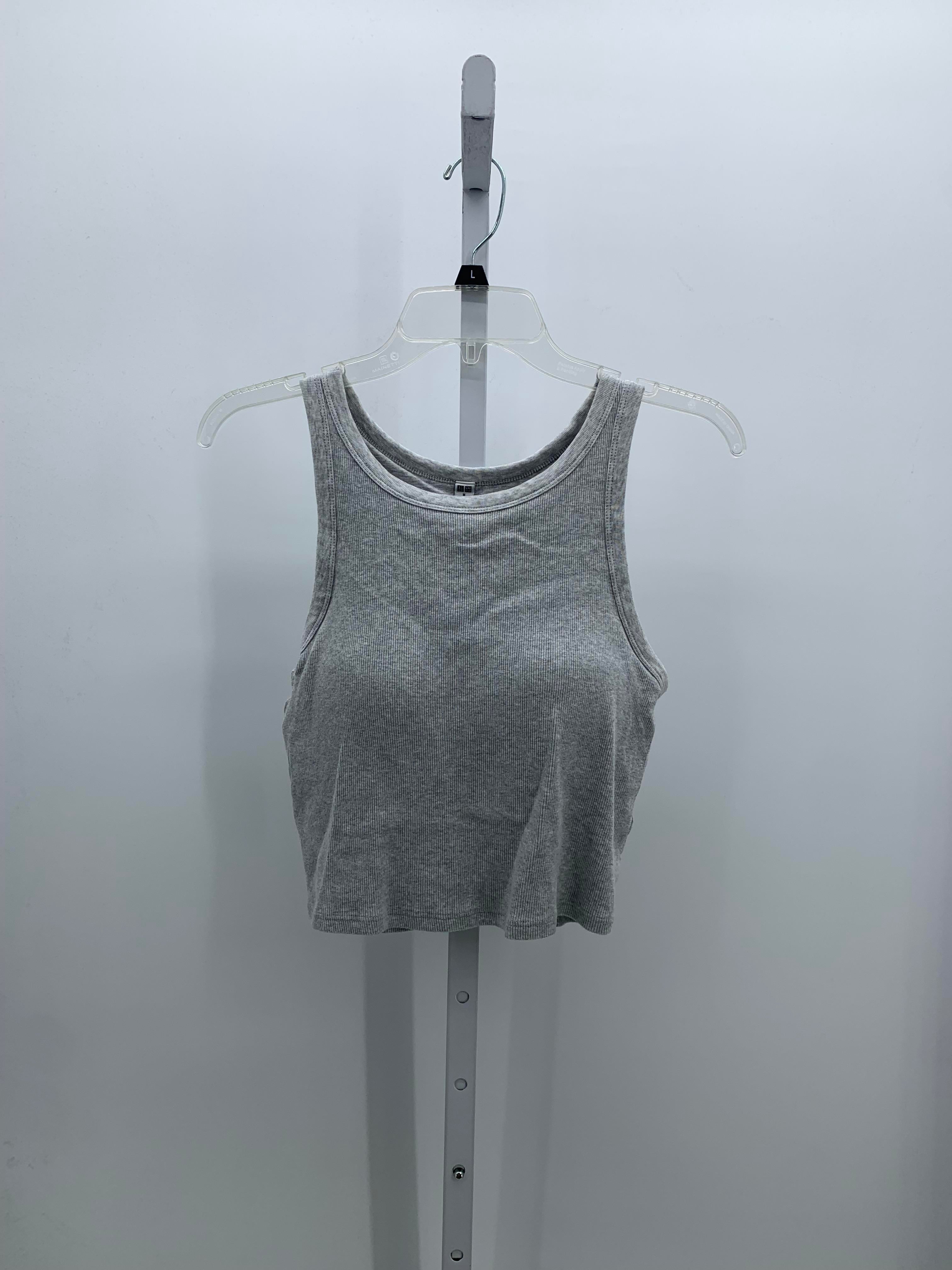 Uniqlo Size Medium Misses Tank