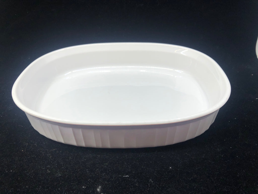 CORNING WARE OVAL WHITE SERVING DISH.