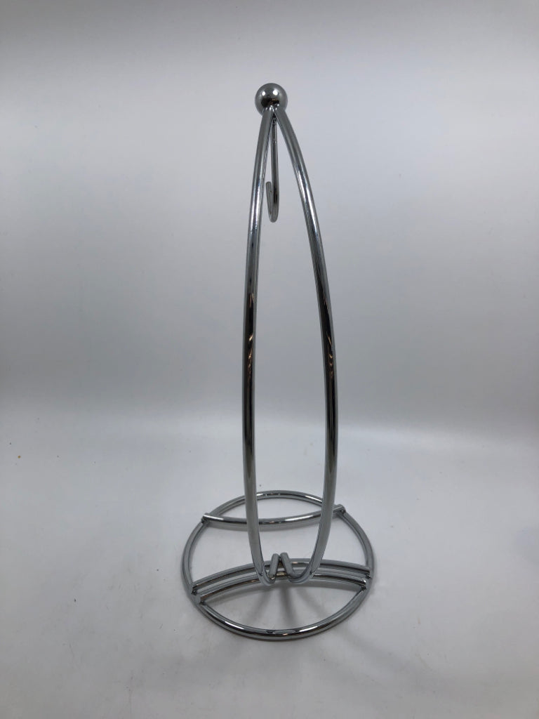 SILVER METAL BANANA HOOK.