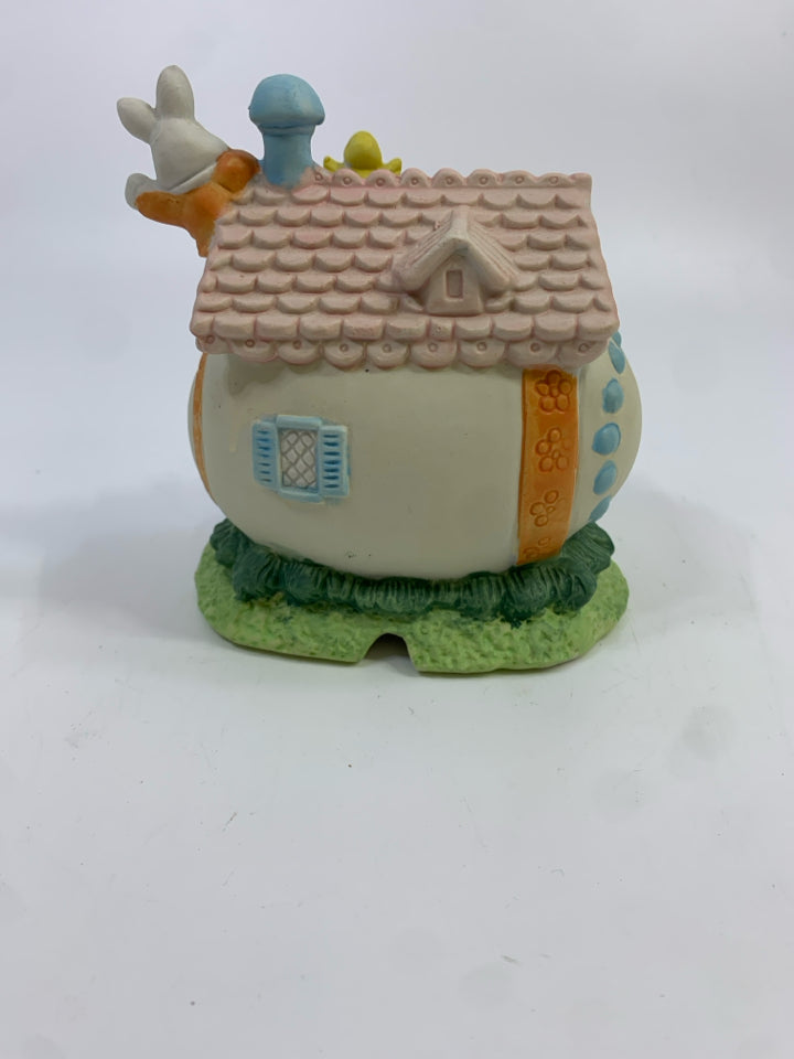 EGG SCHOOL FIGURINE.