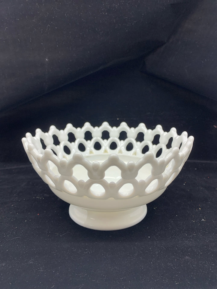 VTG MILK GLASS LACE BOWL.