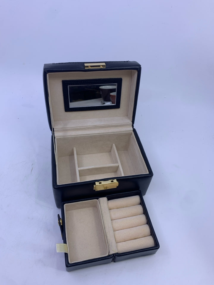 BLACK PURSE SHAPED JEWELRY BOX.